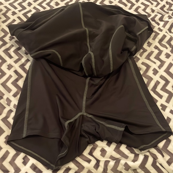 black skort - Picture 3 of 3